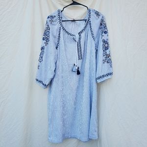 Womens blouse, J . Jill, Large, 55% cotton, 45% rayon, Blue/White stripped .